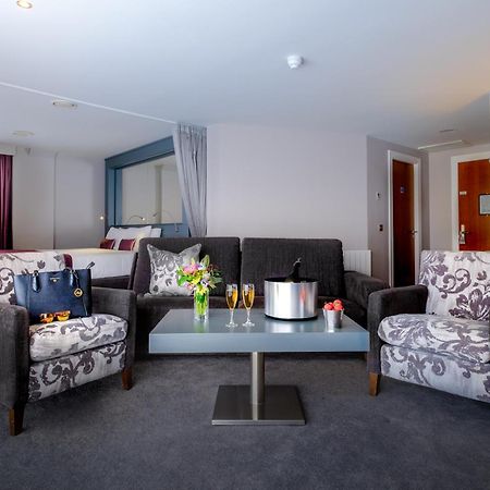 Claregalway Hotel Bagian luar foto