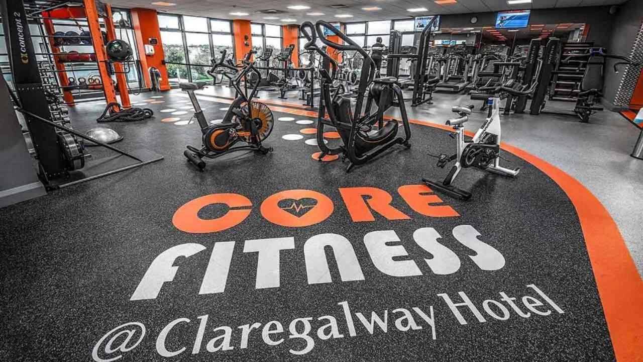 Claregalway Hotel Bagian luar foto