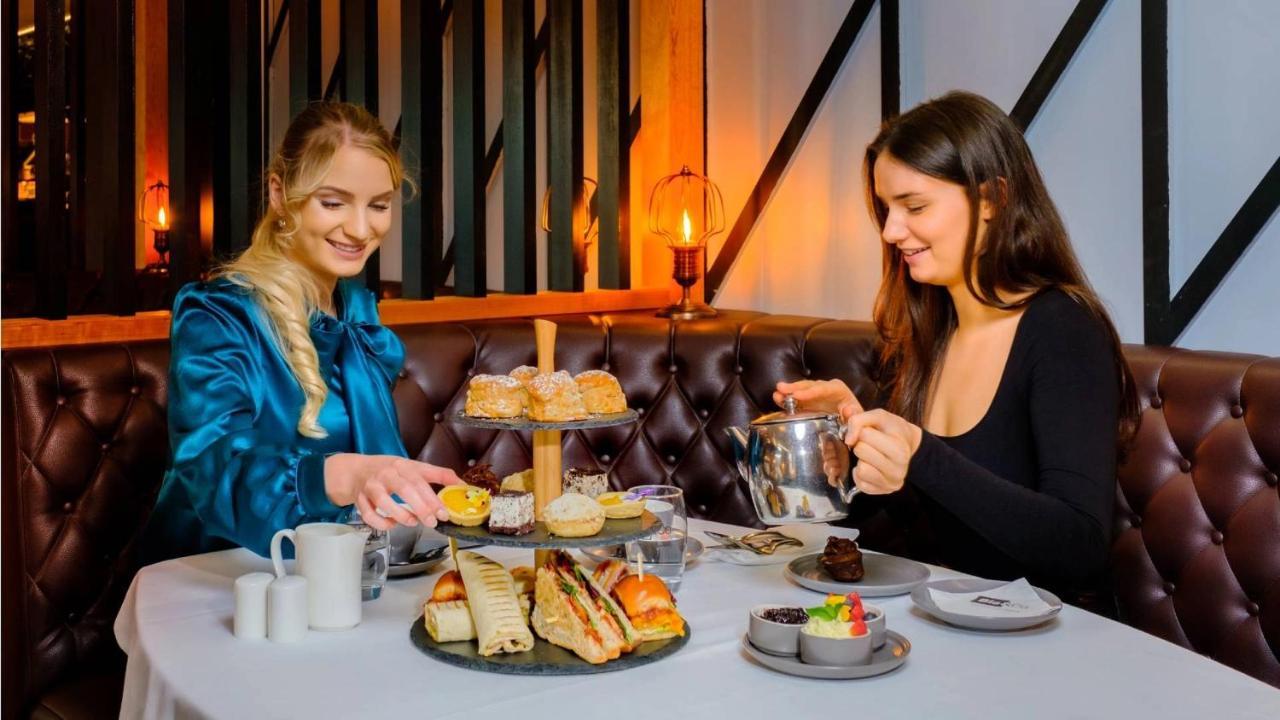 Claregalway Hotel Bagian luar foto