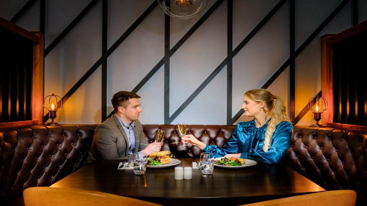 Claregalway Hotel Bagian luar foto
