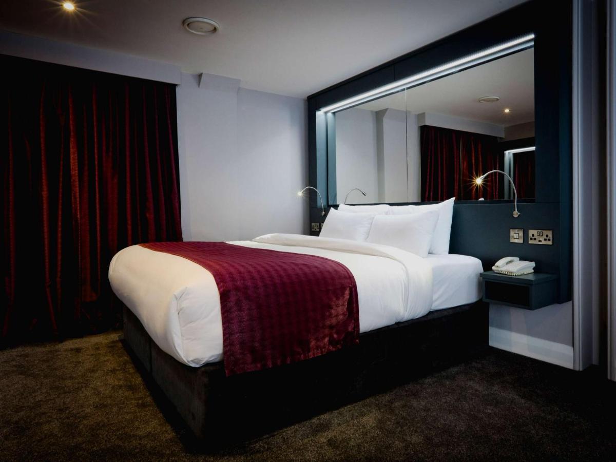 Claregalway Hotel Bagian luar foto