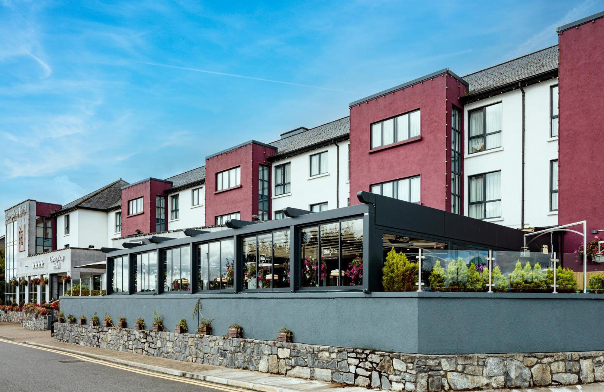 Claregalway Hotel Bagian luar foto